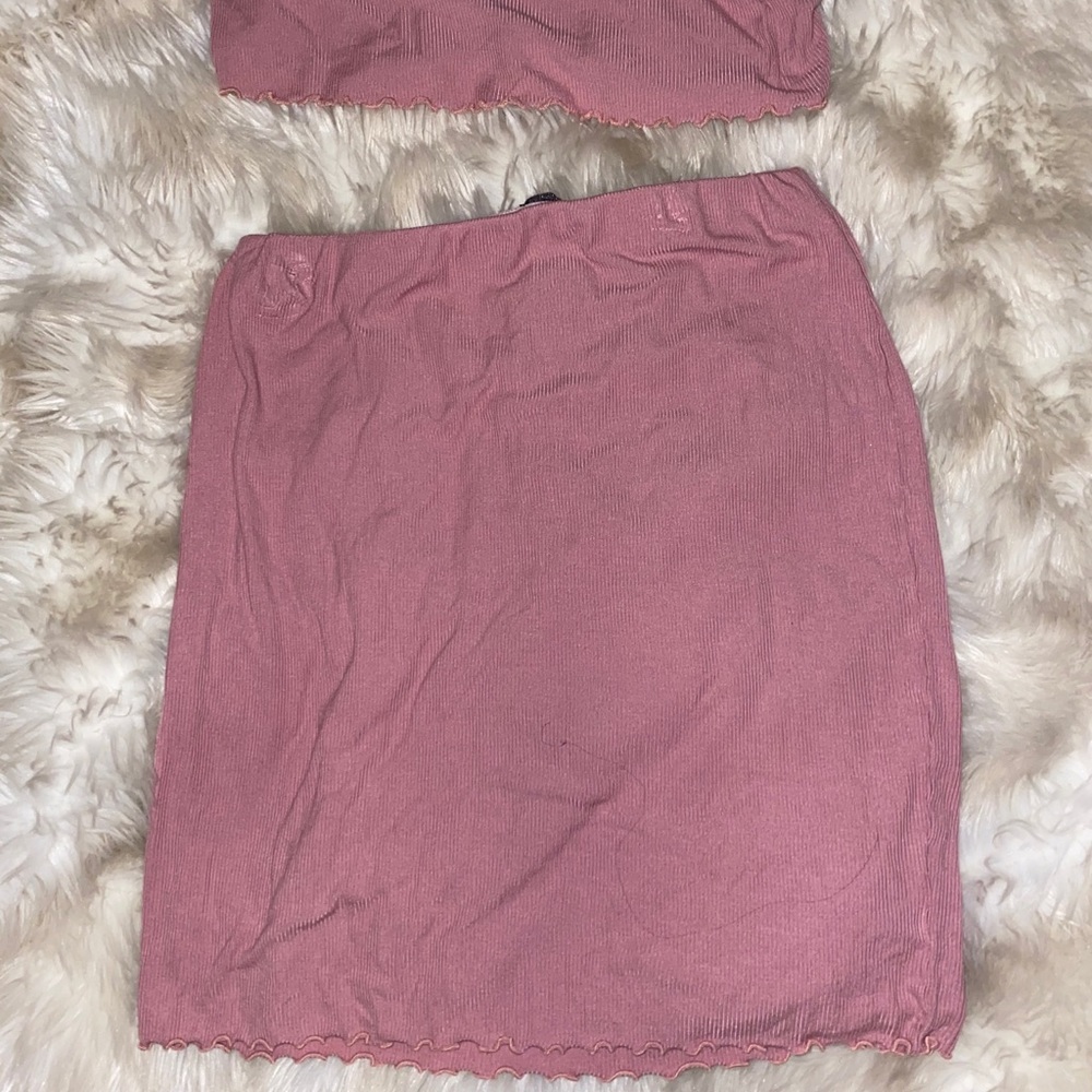 Cute Two Piece set 😍 - Picture 3 of 4